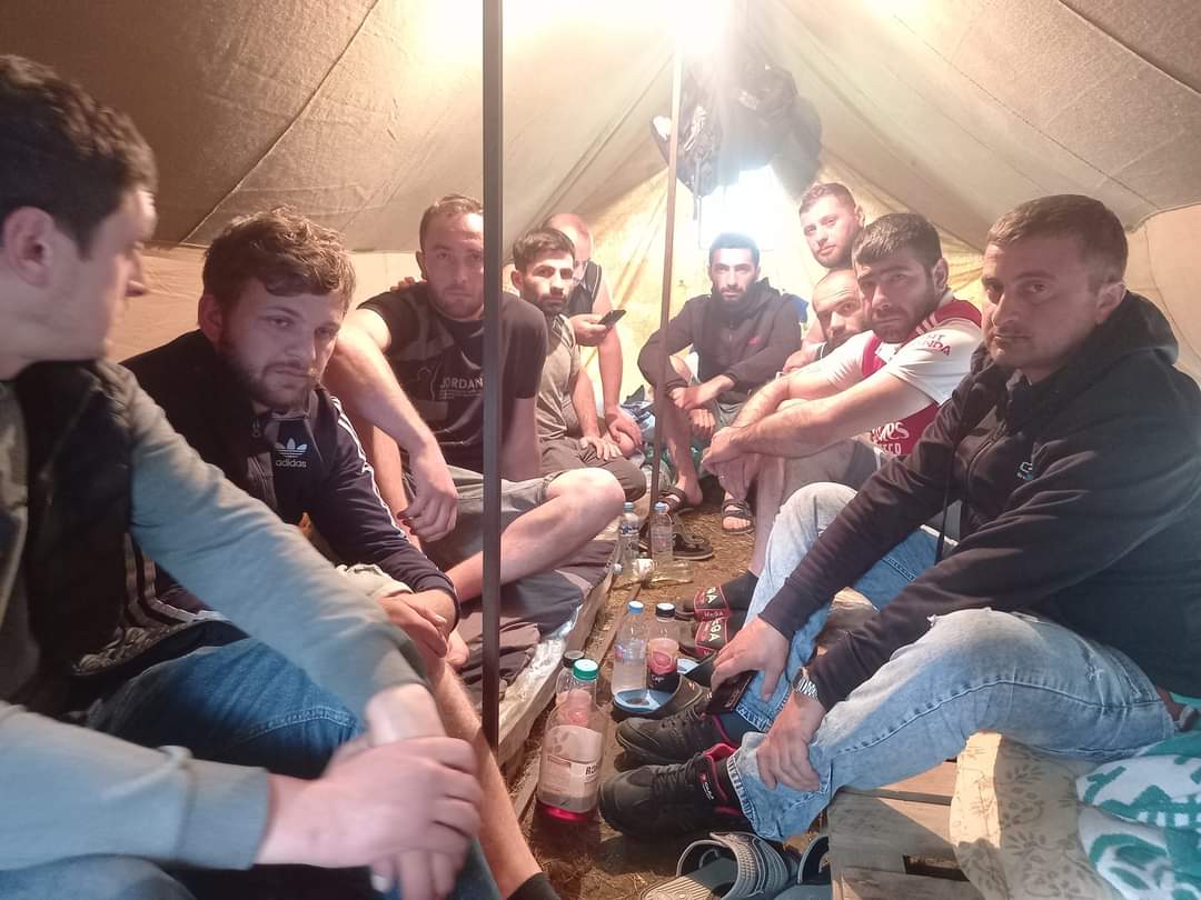 ჭიათურელმა მაღაროელმა პროტესტის ნიშნად პირი ამოიკერა