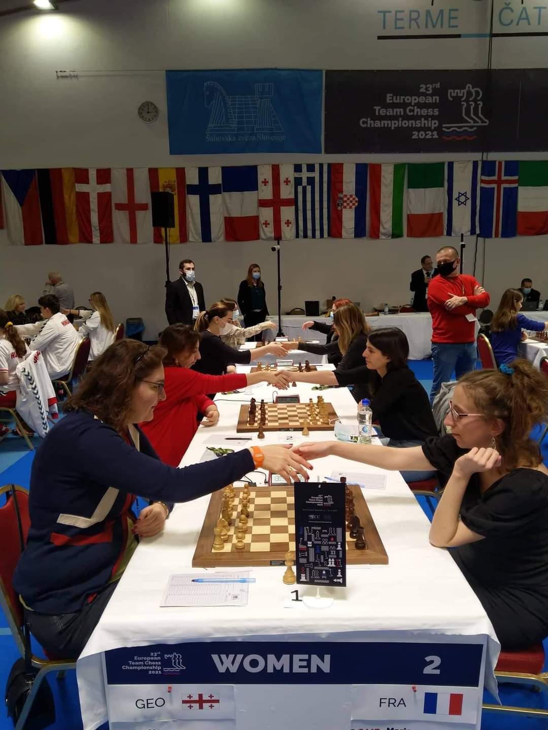 საქართველოს ქალთა ნაკრები ჭადრაკში,რომლის შემადგენლობაშიც ქუთაისელი სპორტსმენია,ევროპის ჩემპიონატის ვერცხლის პრიზიორია