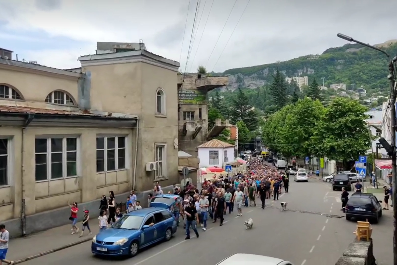 ჭიათურაში მაღაროელთა გაფიცვა მეცამეტე დღეა გრძელდება 