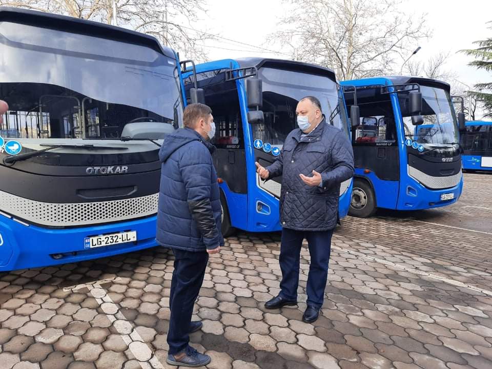 გადახდის უკონტაქტო სისტემის დანერგვამდე ავტობუსებით მგზავრობა ისე 40 თეთრი ეღირება