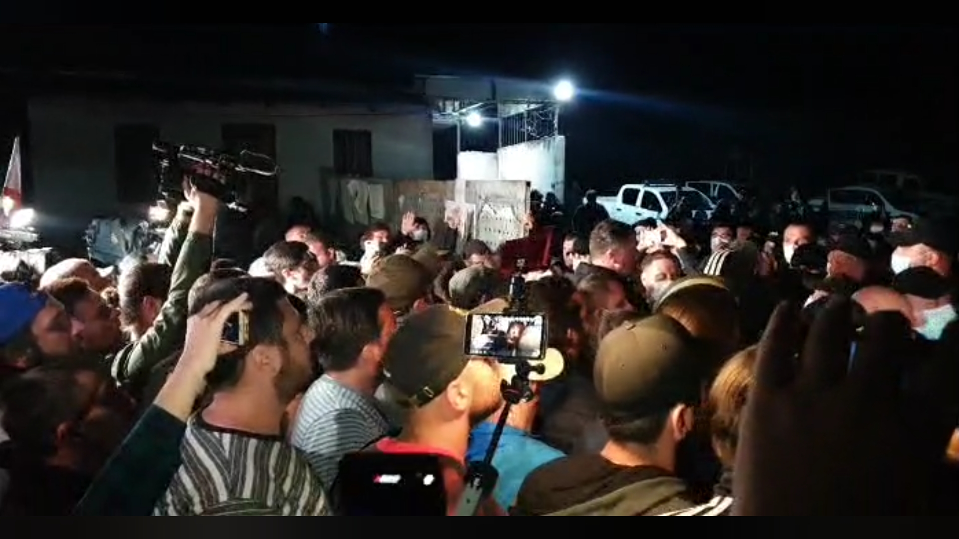  გუმათჰესთან რიონის ხეობის მცველებსა და  პოლიციას შორის ვითარება დაძაბულია 