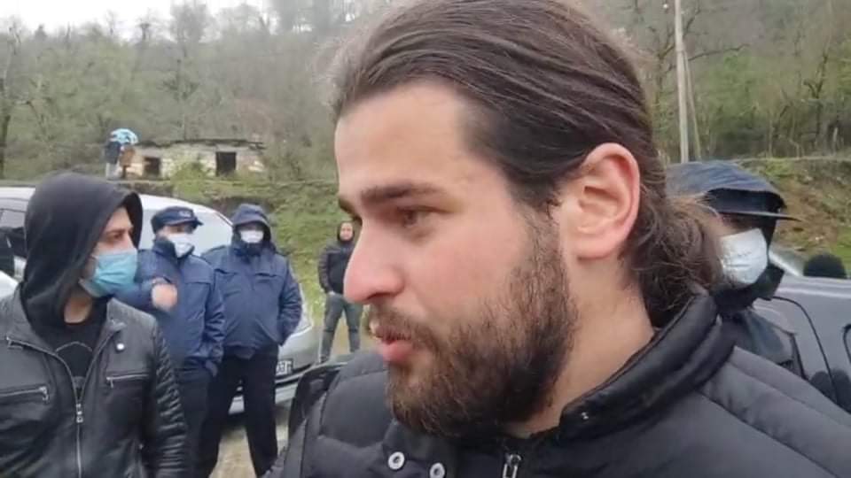 ვრჩებით აქ და გელოდებით ყველას-ვარლამ გოლეთიანი