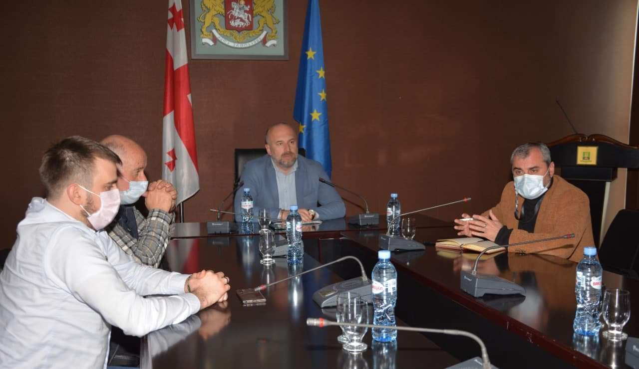 იმერეთში არსებულ ეპიდსიტუაციაზე იმსჯელეს სამხარეო ადმინისტრაციაში 
