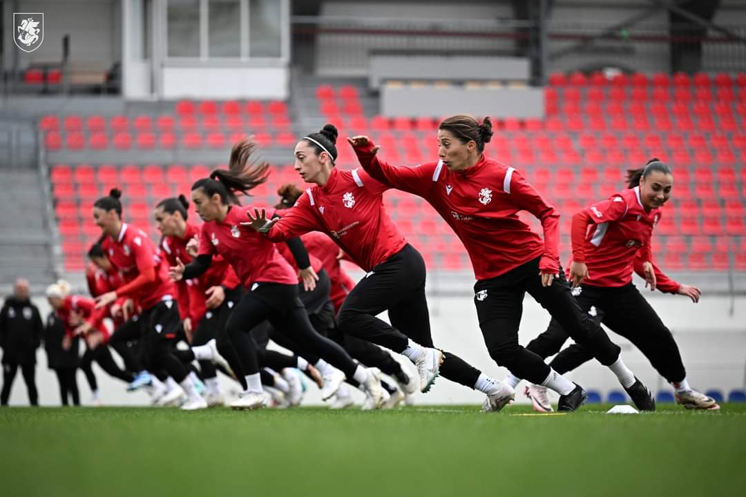 ქალთა საფეხბურთო ნაკრები დღეს ევროპის ჩემპიონატის პირველ პლეი-ოფ მატჩს გამართავს 