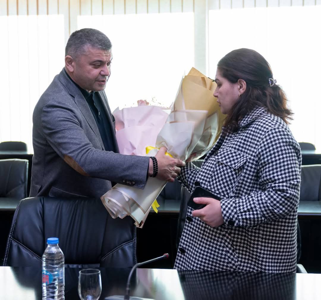 ქუთაისის მერიაში აგვისტოს ომის დროს დაღუპულთა ოჯახის წევრებს უმასპინძლეს