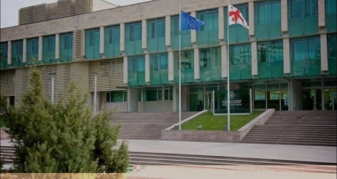 სუსი ვანის საკრებულოში ქართული ოცნების დეპუტატს ეძებს ,რომელიც თაღლითობაშია ბრალდებული