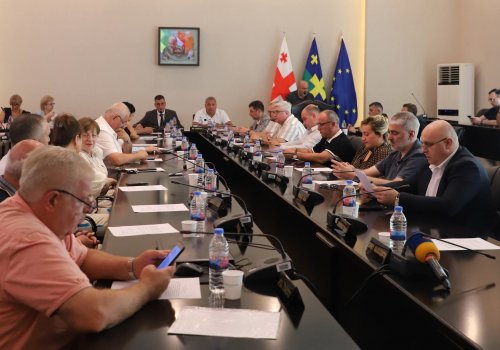 საკრებულოს თავმჯდომარეს სამის ნაცვლად ოთხი მოადგილე ეყოლება 