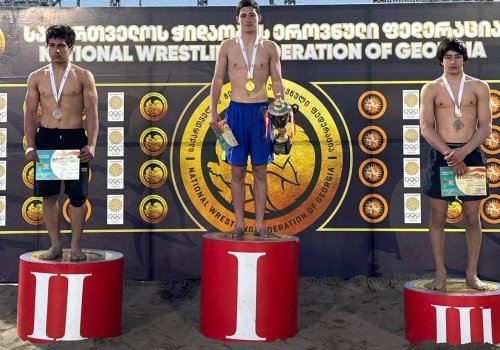 ქუთაისელი სპორტსმენების წარმატება ქვიშის ჭიდაობაში